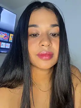 Snapshot of Aitana98_ chatting on 12-18-25, 01:55 Aitana98 online show from 12-18-25, 01:55