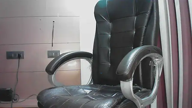 collage hoty online show from 11-25-25, 09:04