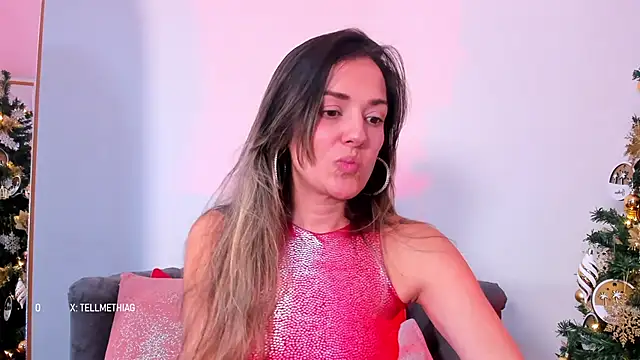camilawm19 online show from 12-20-24, 01:22