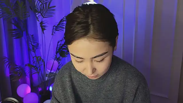 Snapshot of Deiri_Delightful chatting on 12-20-24, 08:49 Deiri Delightful online show from 12-20-24, 08:49