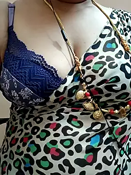gaurika18 online show from 02-06-25, 04:58