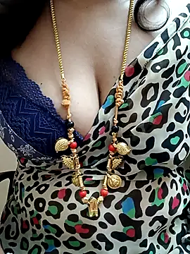 gaurika18 online show from 02-06-25, 11:26