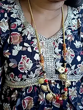 gaurika18 online show from 02-10-25, 05:58