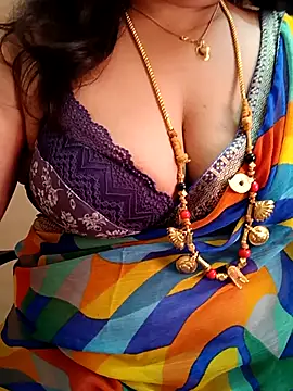 gaurika18 online show from 02-14-25, 09:56