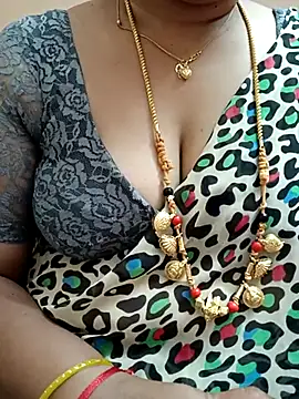gaurika18 online show from 02-15-25, 12:43