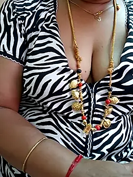gaurika18 online show from 02-17-25, 08:30