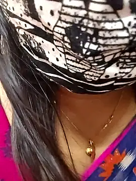 gaurika18 online show from 10-20-25, 07:31