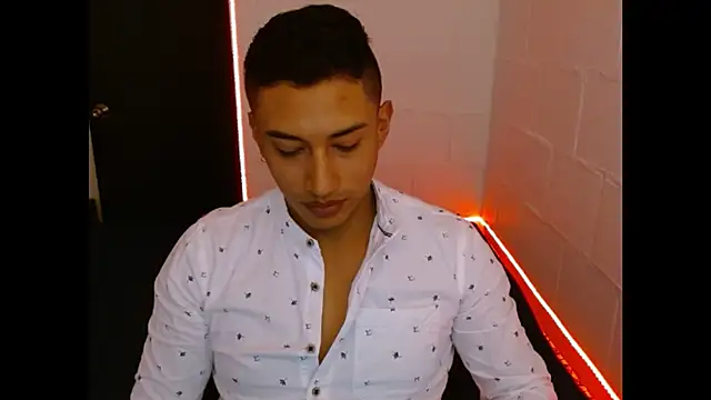 Snapshot of Davixx258 chatting on 02-01-25, 03:07 Davixx258 online show from 02-01-25, 03:07