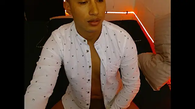 Snapshot of Davixx258 chatting on 02-01-25, 06:08 Davixx258 online show from 02-01-25, 06:08