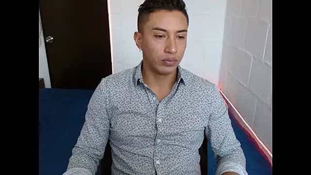 Snapshot of Davixx258 chatting on 02-05-25, 02:05 Davixx258 online show from 02-05-25, 02:05