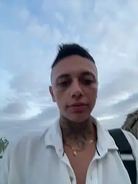  PhillipBrown online show from 12-27-24, 11:06