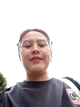 lara moon25 online show from 01-25-25, 08:31