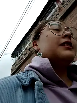 lara moon25 online show from 09-22-25, 08:55