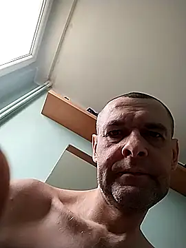 Andrzej-M online show from 11-02-25, 01:02