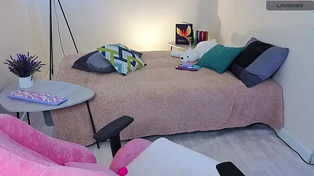 Lill Mary online show from 02-21-25, 08:07