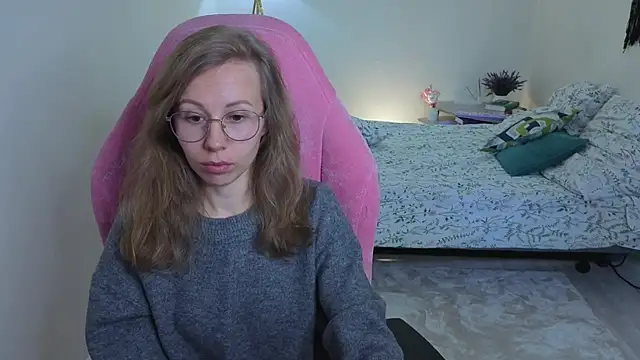 Lill Mary online show from 09-09-25, 01:49