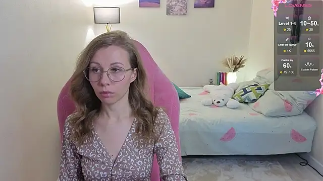 Lill Mary online show from 10-16-25, 03:40