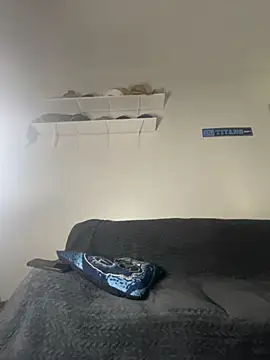 Snapshot of bigdinca chatting on 10-10-25, 04:50 bigdinca online show from 10-10-25, 04:50