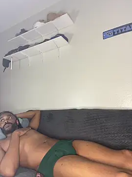 Snapshot of bigdinca chatting on 10-12-25, 10:36 bigdinca online show from 10-12-25, 10:36