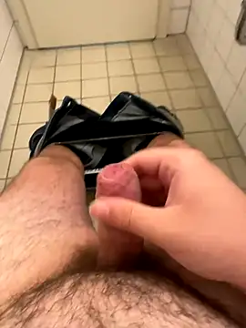 BigAssChubby online show from 11-04-25, 10:47