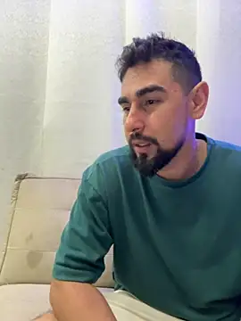 Snapshot of camianddanna chatting on 11-09-25, 01:15 camianddanna online show from 11-09-25, 01:15