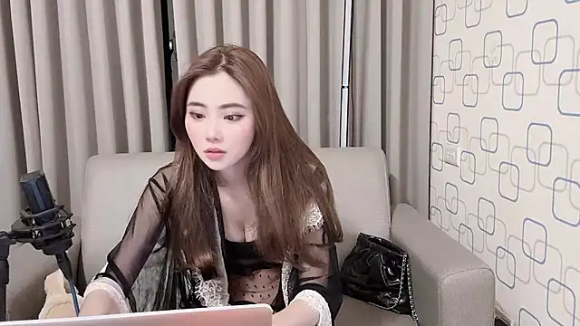 sweet5200 online show from 12-11-24, 03:58