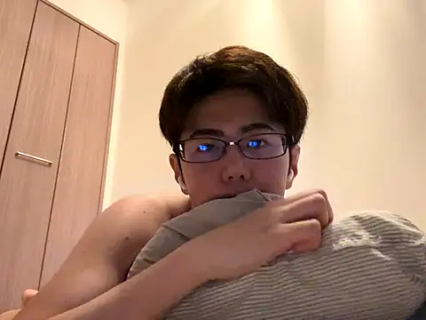 ryota kkk online show from 10-16-25, 03:57