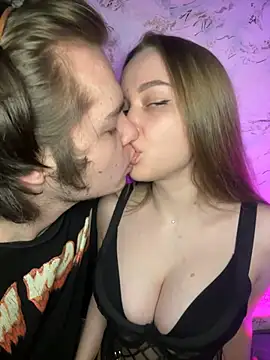 Family-Mm1 online show from 03-12-26, 09:59