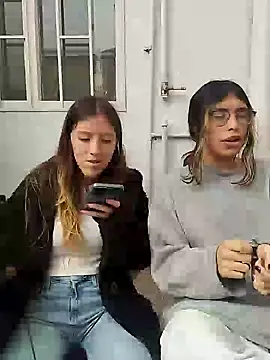 BRIAR AND BLAIR online show from 01-10-25, 01:52
