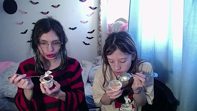 BRIAR AND BLAIR online show from 09-08-25, 04:06