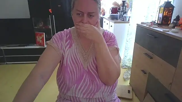 Meliss Official9 online show from 10-12-25, 08:46