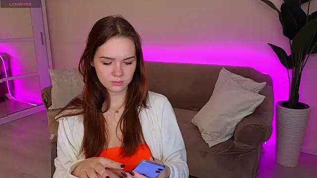 LindaRobertz online show from 11-16-25, 10:04