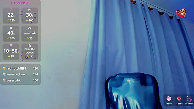 Snapshot of Hot_beauty__ chatting on 02-25-25, 08:58 Hot beauty online show from 02-25-25, 08:58