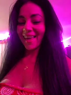 Snapshot of Hot_beauty__ chatting on 10-04-25, 06:33 Hot beauty online show from 10-04-25, 06:33