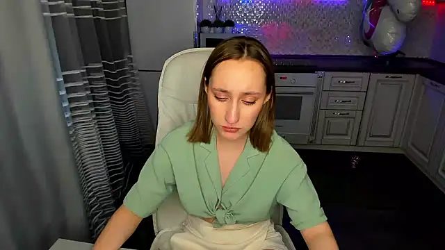 MelodyOfLovee online show from 01-28-25, 08:25