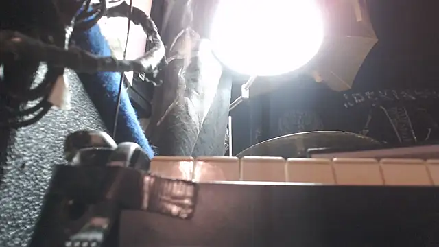 DREAMZ420 online show from 11-01-25, 06:37