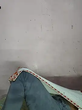 Snapshot of pujabhabi51 chatting on 02-08-25, 06:12 pujabhabi51 online show from 02-08-25, 06:12