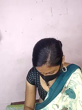 Snapshot of pujabhabi51 chatting on 03-01-25, 09:40 pujabhabi51 online show from 03-01-25, 09:40