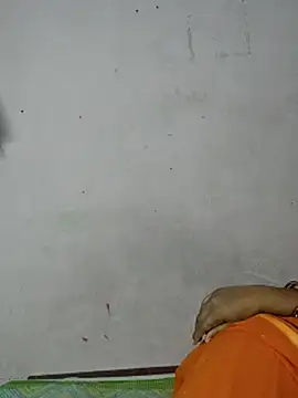 Snapshot of pujabhabi51 chatting on 03-02-25, 06:51 pujabhabi51 online show from 03-02-25, 06:51