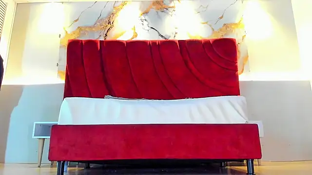 MAISE HILL1 online show from 10-15-25, 01:22