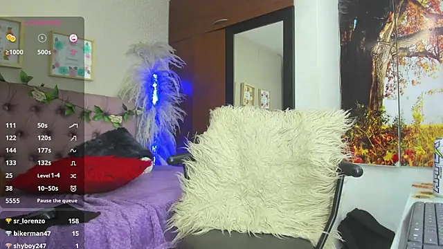 Lia Keen online show from 12-12-24, 11:14