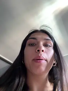 Snapshot of sc4ry_girl1 chatting on 01-02-25, 04:46 sc4ry girl1 online show from 01-02-25, 04:46