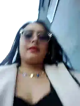 Snapshot of ambar_07 chatting on 01-08-25, 10:27 ambar 07 online show from 01-08-25, 10:27