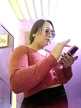 Snapshot of ambar_07 chatting on 03-10-25, 09:51 ambar 07 online show from 03-10-25, 09:51