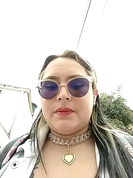 Snapshot of ambar_07 chatting on 09-11-25, 06:19 ambar 07 online show from 09-11-25, 06:19
