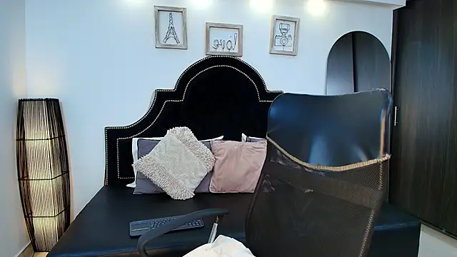 MaxxiCruz online show from 09-25-25, 12:58