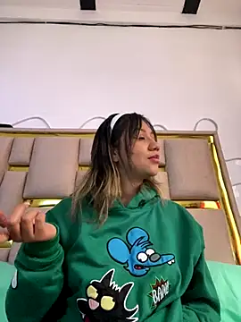 nina carther online show from 10-15-25, 12:05