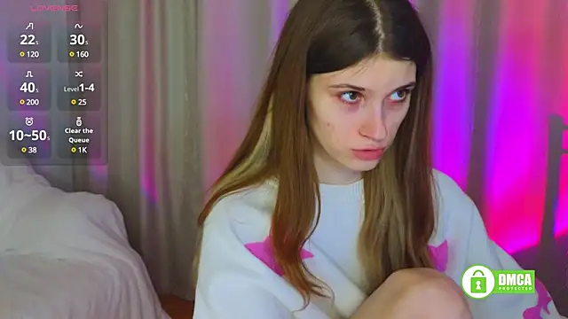 Hello Vivienne online show from 03-13-25, 04:12