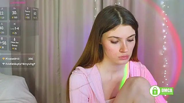 Hello Vivienne online show from 03-22-25, 05:31