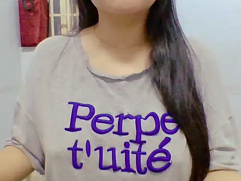 Snapshot of Asian_girl19 chatting on 02-09-26, 02:21 Asian girl19 online show from 02-09-26, 02:21